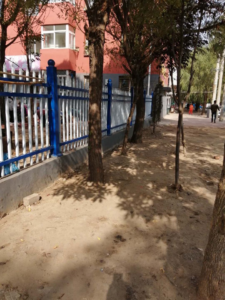 如何正确选择高品质的护栏网产品